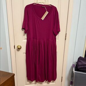 BloomChic Women's Berry Midi Dress